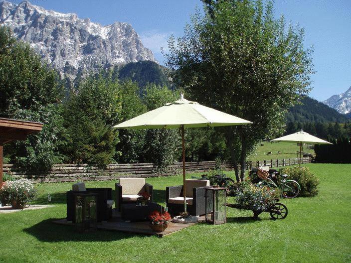Hotel Ehrwalderhof מראה חיצוני תמונה